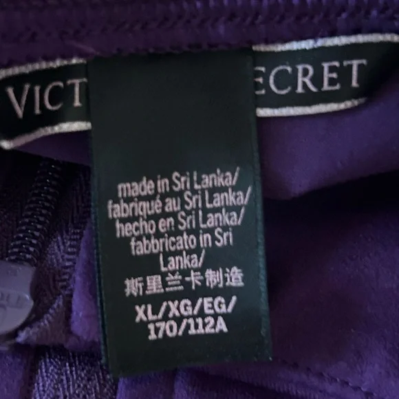 Victoria's Secret Purple Full-Zip Jacket Sweat On Point Full-Zip Jacket pockets - Picture 6 of 8